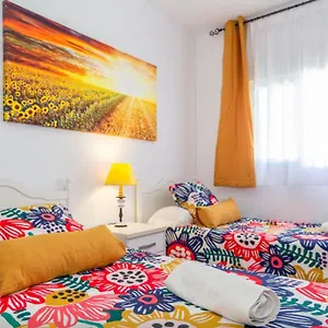 https://casa-jilguero.hotelsinnerja.org